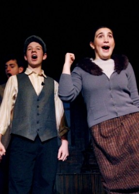 Jonah and Rachel Man of No Importance Dec 2005